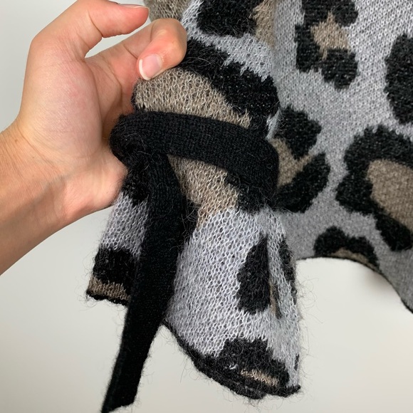 Solar Gray Leopard Print Wool Long Sweater - Picture 11 of 12